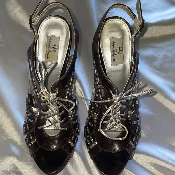 Hot In Hollywood Sexy Silver & Brown Lace Up Slingback Stiletto Heels Size 9 - Picture 3 of 10